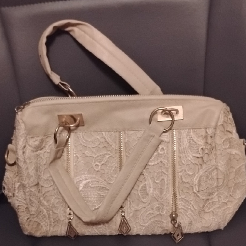 Elegant Lace Beige Shoulder Bag
